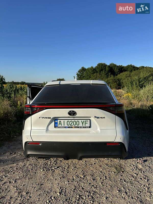 Внедорожник / Кроссовер Toyota bZ4X 2023 в Киеве фото 3 Внедорожник / Кроссовер Toyota bZ4X 2023 в Киеве