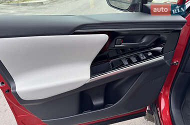 Внедорожник / Кроссовер Toyota bZ4X 2024 в 