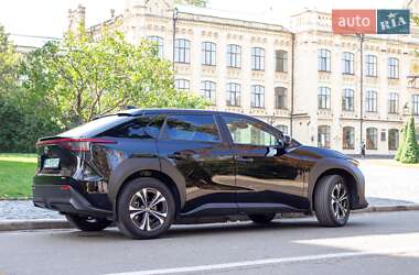 Внедорожник / Кроссовер Toyota bZ4X 2023 в 