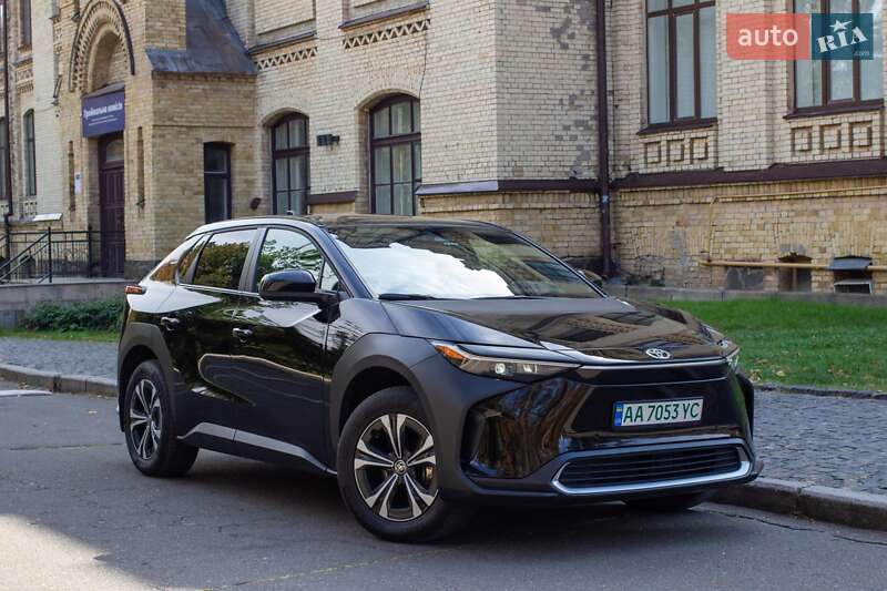 Внедорожник / Кроссовер Toyota bZ4X 2023 в Киеве фото 5 Внедорожник / Кроссовер Toyota bZ4X 2023 в Киеве