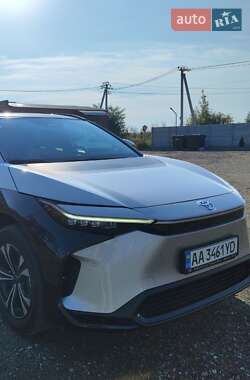 Внедорожник / Кроссовер Toyota bZ4X 2023 в Киеве