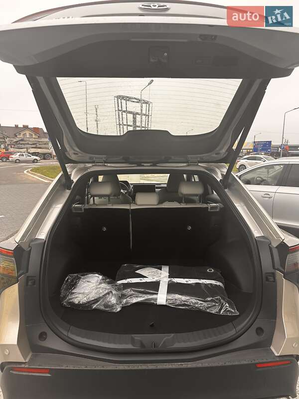 Внедорожник / Кроссовер Toyota bZ4X 2024 в Львове