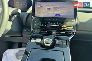 Внедорожник / Кроссовер Toyota bZ4X 2025 в 