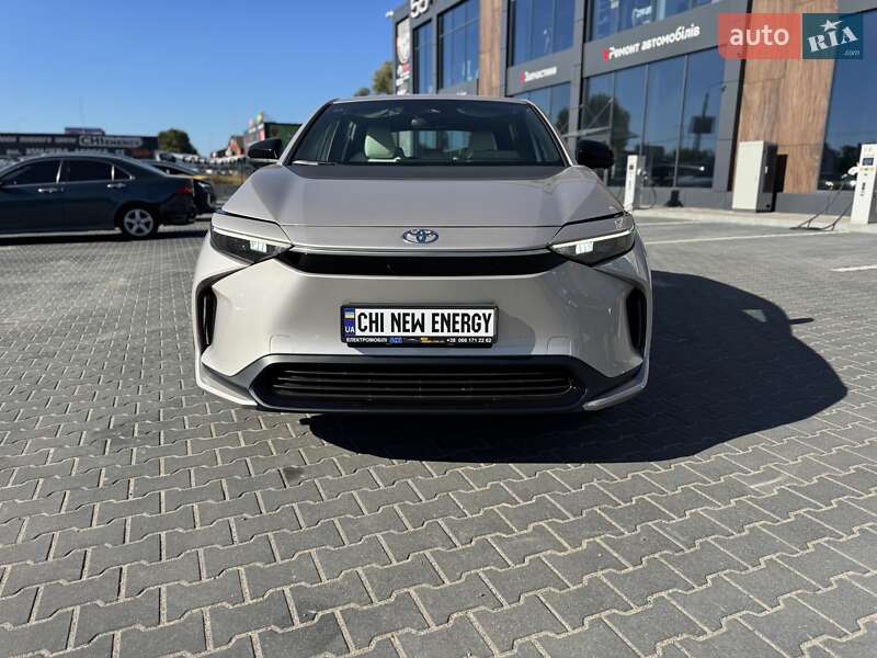 Внедорожник / Кроссовер Toyota bZ4X 2025 в Киеве фото 2 Внедорожник / Кроссовер Toyota bZ4X 2025 в Киеве