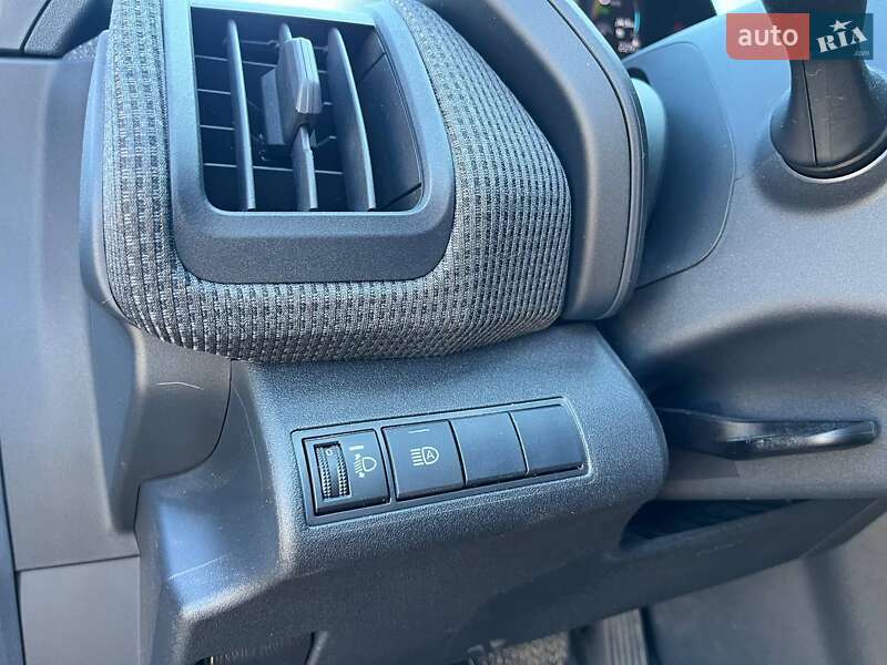 Внедорожник / Кроссовер Toyota bZ4X 2023 в Киеве