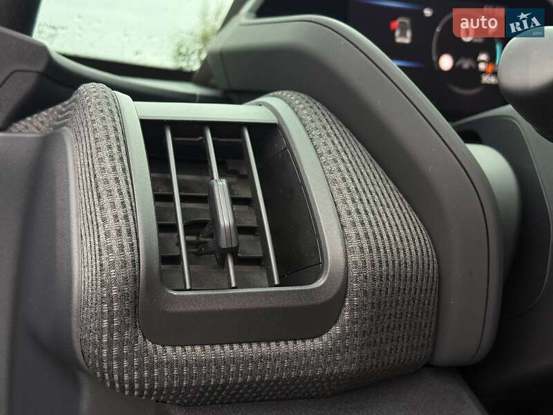 Внедорожник / Кроссовер Toyota bZ4X 2022 в Ровно