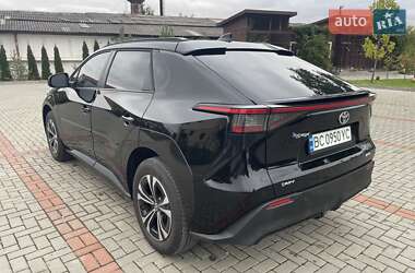 Позашляховик / Кросовер Toyota bZ4X 2024 в 