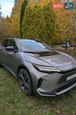 Позашляховик / Кросовер Toyota bZ4X 2024 в Івано-Франківську
