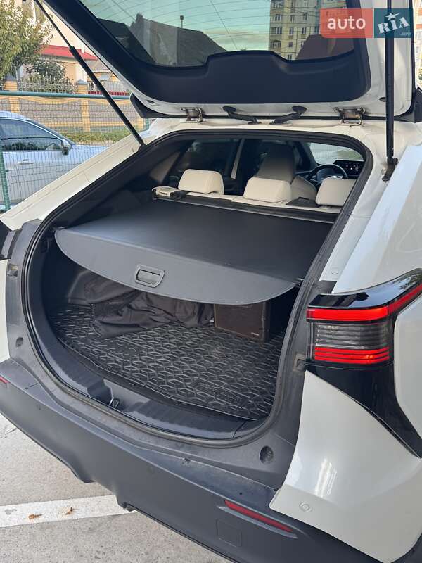 Внедорожник / Кроссовер Toyota bZ4X 2022 в Белой Церкви