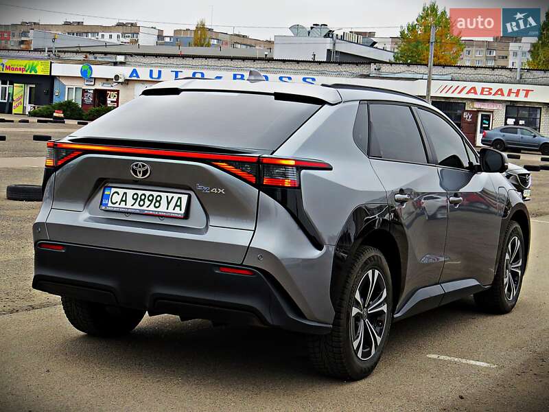 Позашляховик / Кросовер Toyota bZ4X 2023 в Черкасах