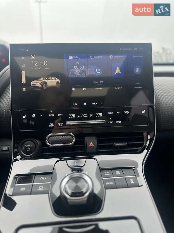 Позашляховик / Кросовер Toyota bZ4X 2022 в Полтаві