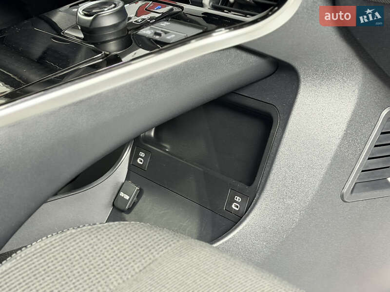 Внедорожник / Кроссовер Toyota bZ4X 2023 в Одессе