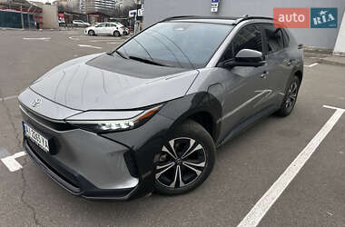 Внедорожник / Кроссовер Toyota bZ4X 2023 в Киеве