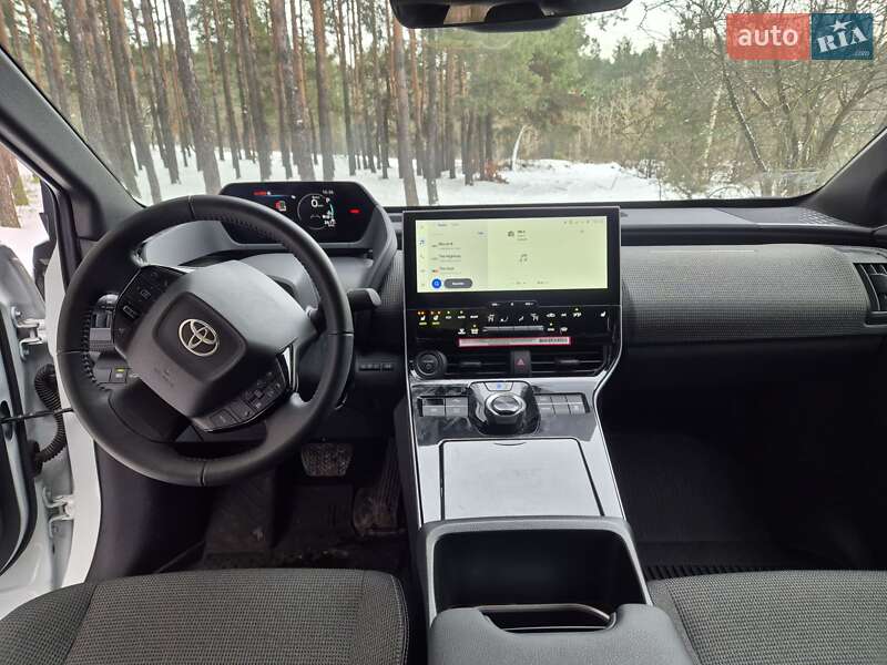 Позашляховик / Кросовер Toyota bZ4X 2024 в Києві