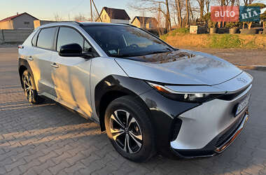 Внедорожник / Кроссовер Toyota bZ4X 2024 в Луцке