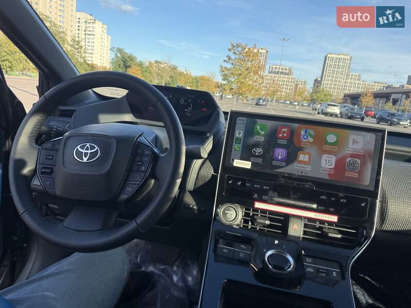 Внедорожник / Кроссовер Toyota bZ4X 2024 в Киеве