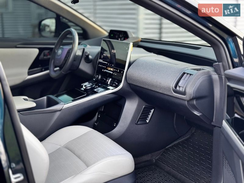 Внедорожник / Кроссовер Toyota bZ4X 2022 в Харькове