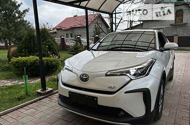 Toyota C-HR EV 2022