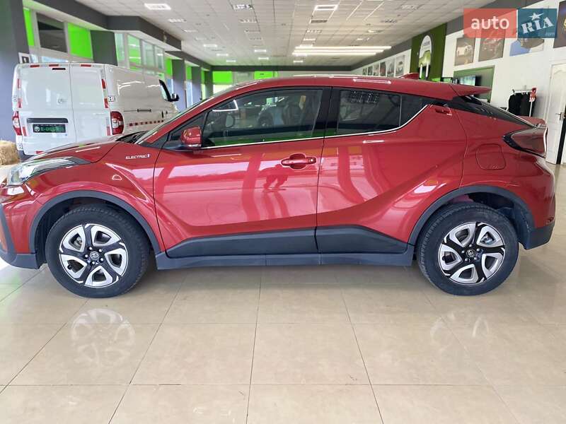 Позашляховик / Кросовер Toyota C-HR EV 2020 в Кропивницькому фото 3 Позашляховик / Кросовер Toyota C-HR EV 2020 в Кропивницькому