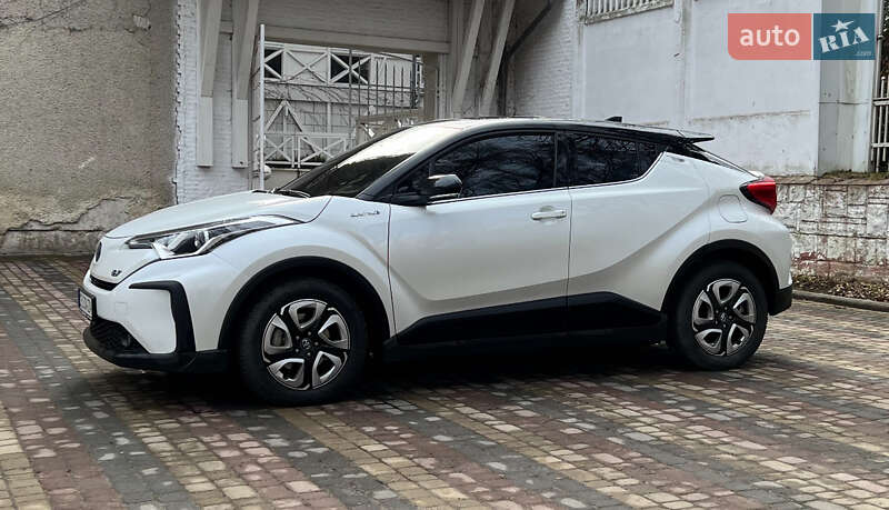 Внедорожник / Кроссовер Toyota C-HR EV 2022 в Черновцах фото 4 Внедорожник / Кроссовер Toyota C-HR EV 2022 в Черновцах