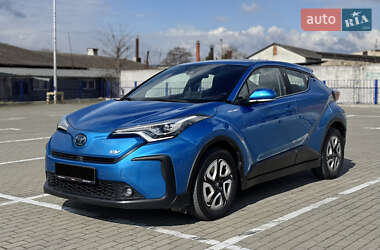 Внедорожник / Кроссовер Toyota C-HR EV 2020 в 