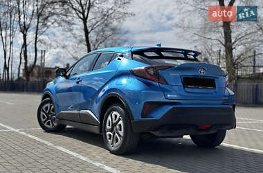 Внедорожник / Кроссовер Toyota C-HR EV 2020 в 