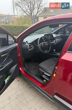 Внедорожник / Кроссовер Toyota C-HR EV 2019 в 