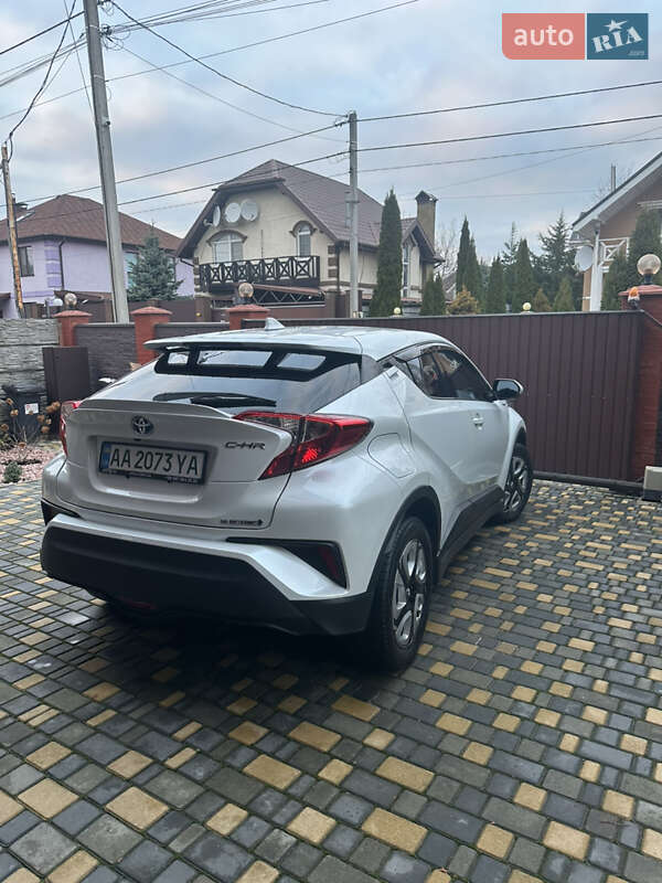 Позашляховик / Кросовер Toyota C-HR EV 2021 в Києві