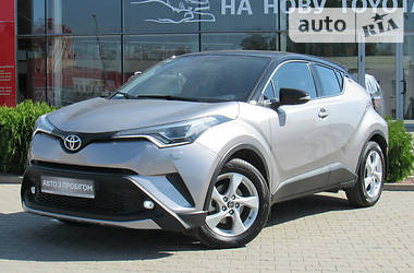 Toyota C-HR 2016