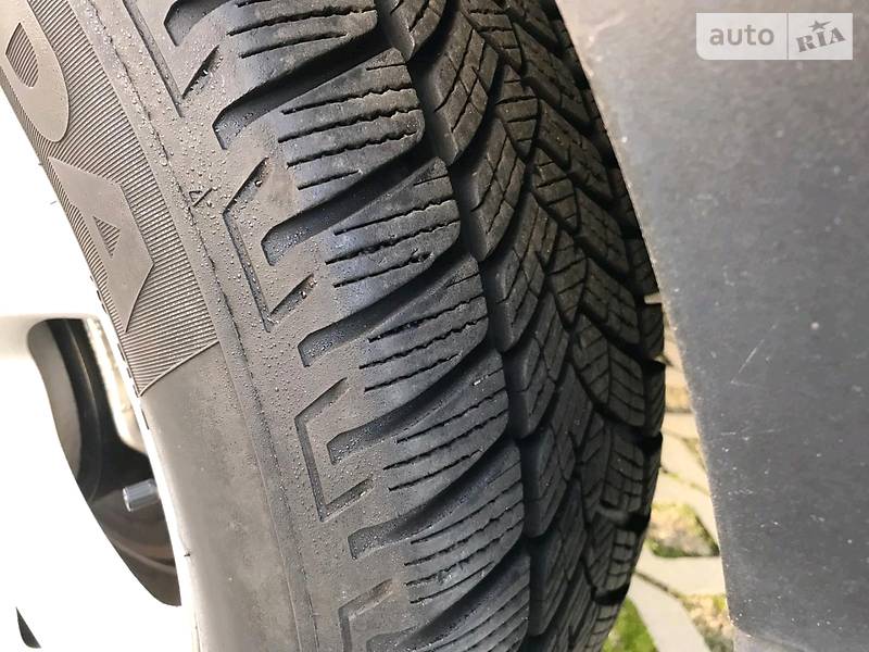 Внедорожник / Кроссовер Toyota C-HR 2018 в Киеве