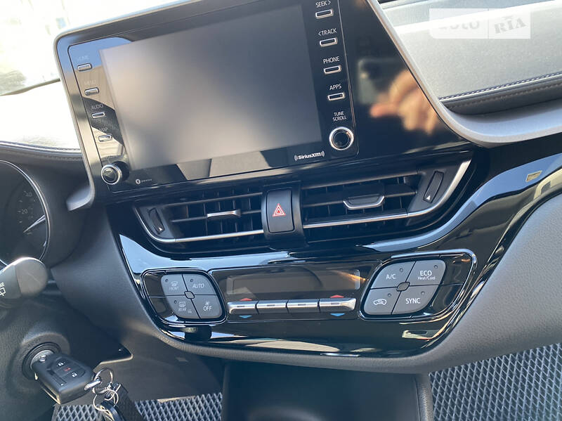 Позашляховик / Кросовер Toyota C-HR 2021 в Хмельницькому фото 17 Позашляховик / Кросовер Toyota C-HR 2021 в Хмельницькому