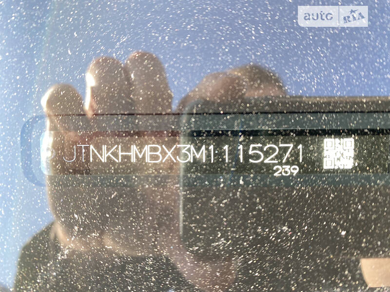 Позашляховик / Кросовер Toyota C-HR 2021 в Хмельницькому фото 41 Позашляховик / Кросовер Toyota C-HR 2021 в Хмельницькому