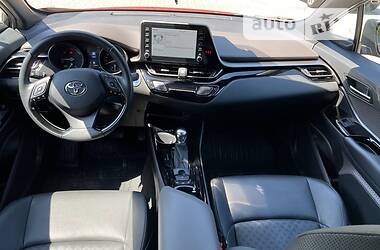 Внедорожник / Кроссовер Toyota C-HR 2021 в Днепре