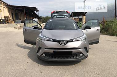 Toyota C-HR 2016