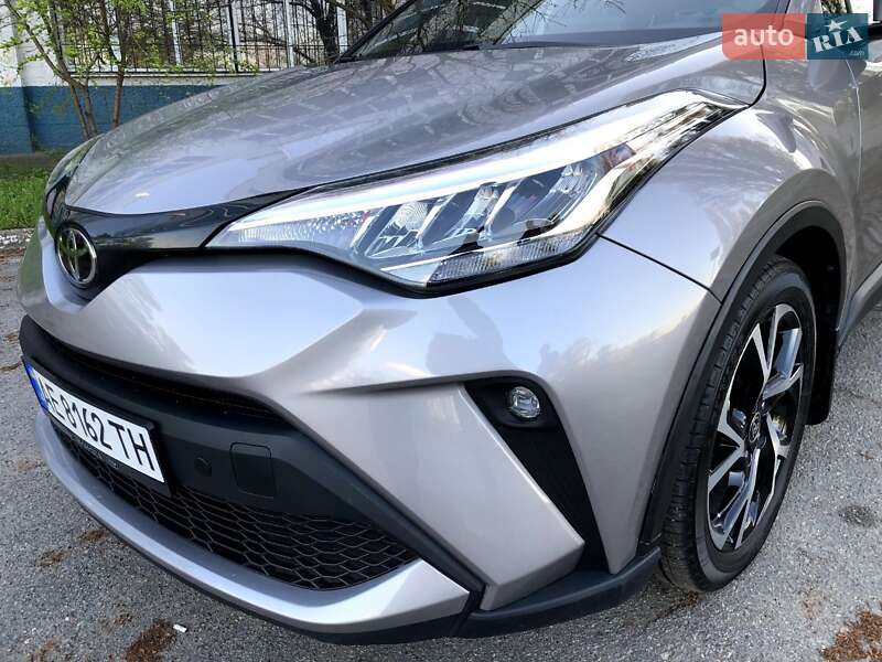 Позашляховик / Кросовер Toyota C-HR 2020 в Дніпрі фото 20 Позашляховик / Кросовер Toyota C-HR 2020 в Дніпрі