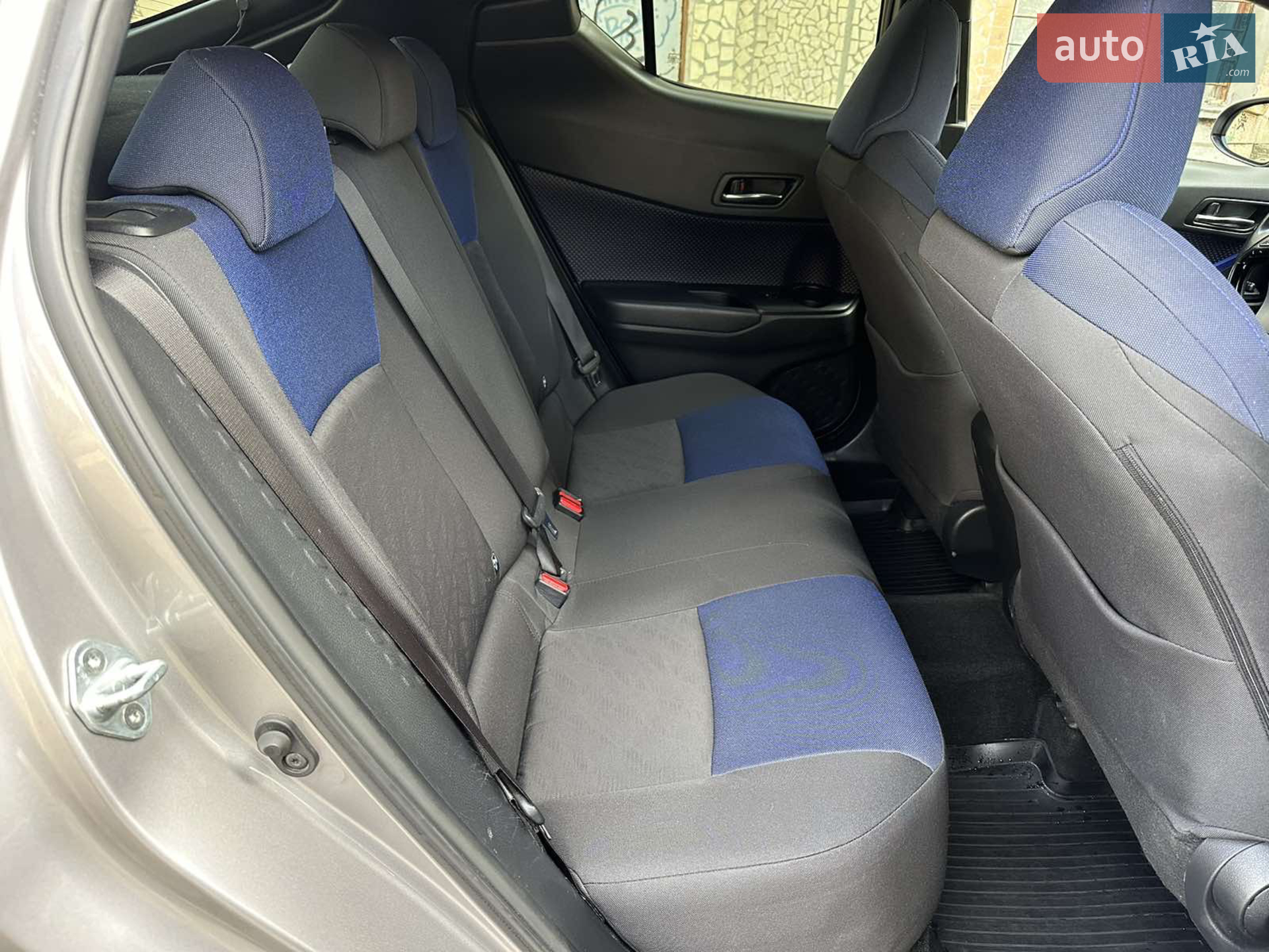 2016 Toyota C-HR - мініатюра 52