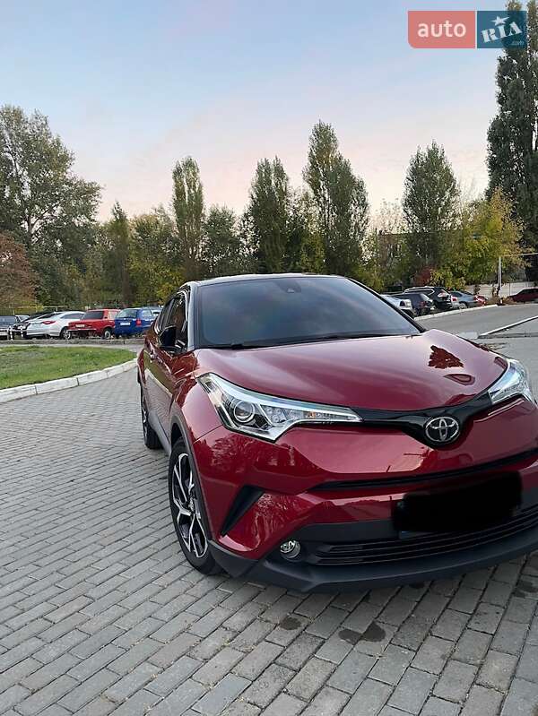 Toyota C-HR 2019
