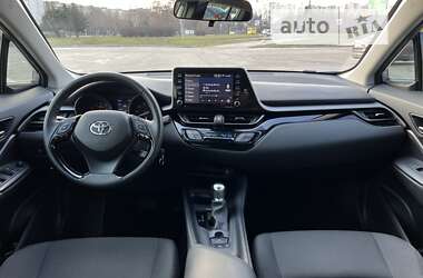 Позашляховик / Кросовер Toyota C-HR 2019 в Києві