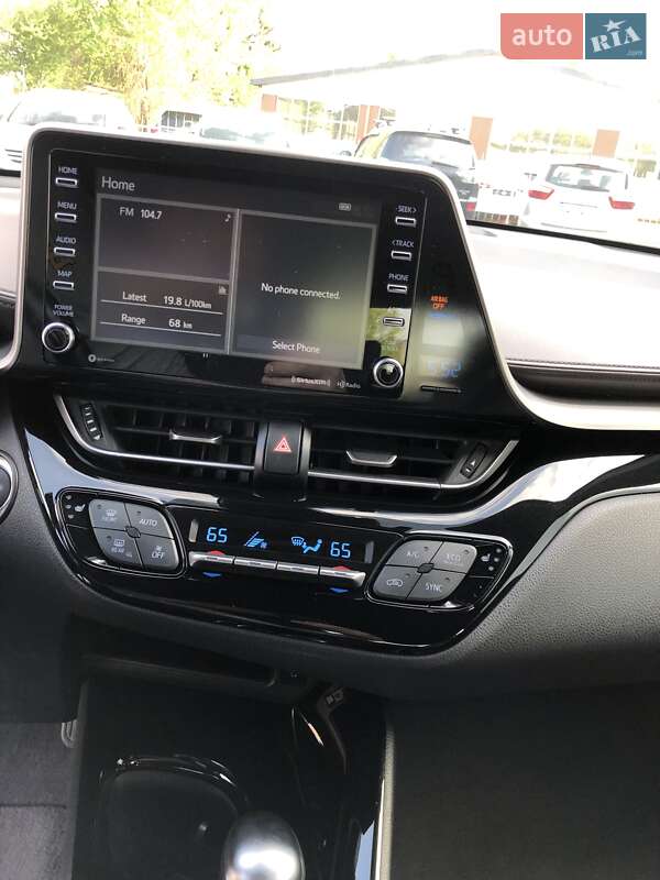 Позашляховик / Кросовер Toyota C-HR 2019 в Львові