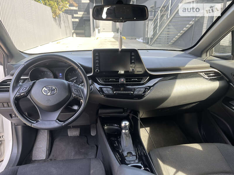 Позашляховик / Кросовер Toyota C-HR 2018 в Одесі