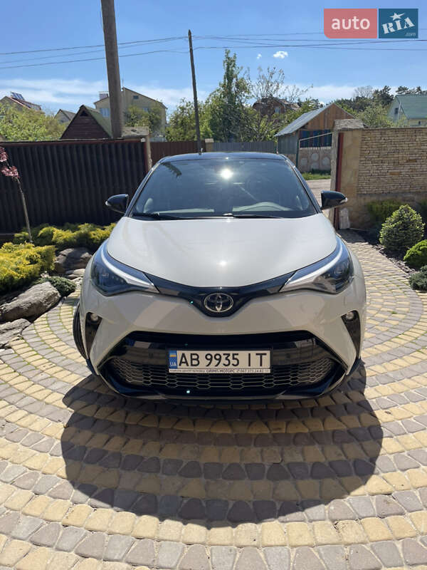 Внедорожник / Кроссовер Toyota C-HR 2021 в Виннице