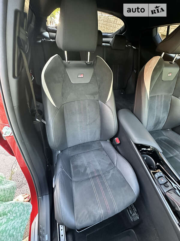 Внедорожник / Кроссовер Toyota C-HR 2022 в Киеве