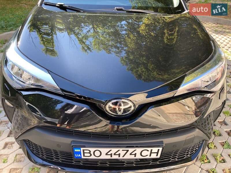 Toyota C-HR 2021 Toyota C-HR 2021