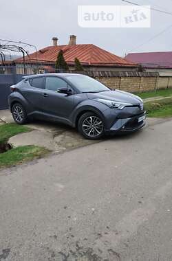 Внедорожник / Кроссовер Toyota C-HR 2018 в Одессе