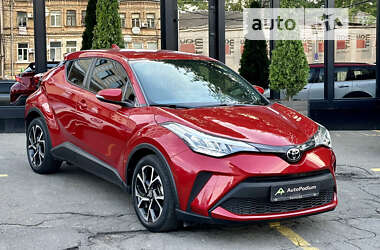 Позашляховик / Кросовер Toyota C-HR 2020 в Києві