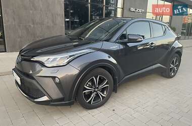 Позашляховик / Кросовер Toyota C-HR 2020 в Ужгороді