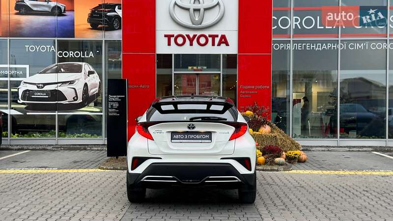 Внедорожник / Кроссовер Toyota C-HR 2020 в Ивано-Франковске