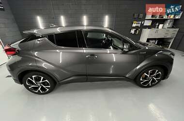 Позашляховик / Кросовер Toyota C-HR 2019 в Полтаві