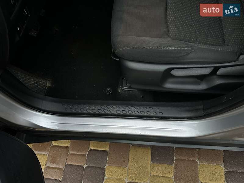 Позашляховик / Кросовер Toyota C-HR 2017 в Києві