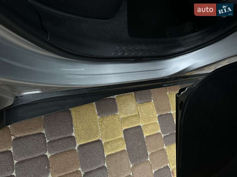 Позашляховик / Кросовер Toyota C-HR 2017 в Києві